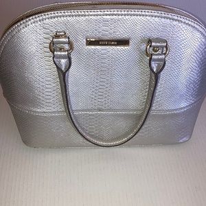 Anne Klein Silver handbag Size:L